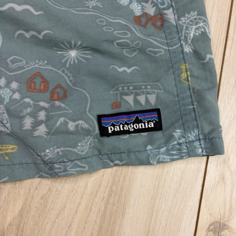 Patagonia Men's Sea Monster Shorts Size Medium Drawstrings Pocket